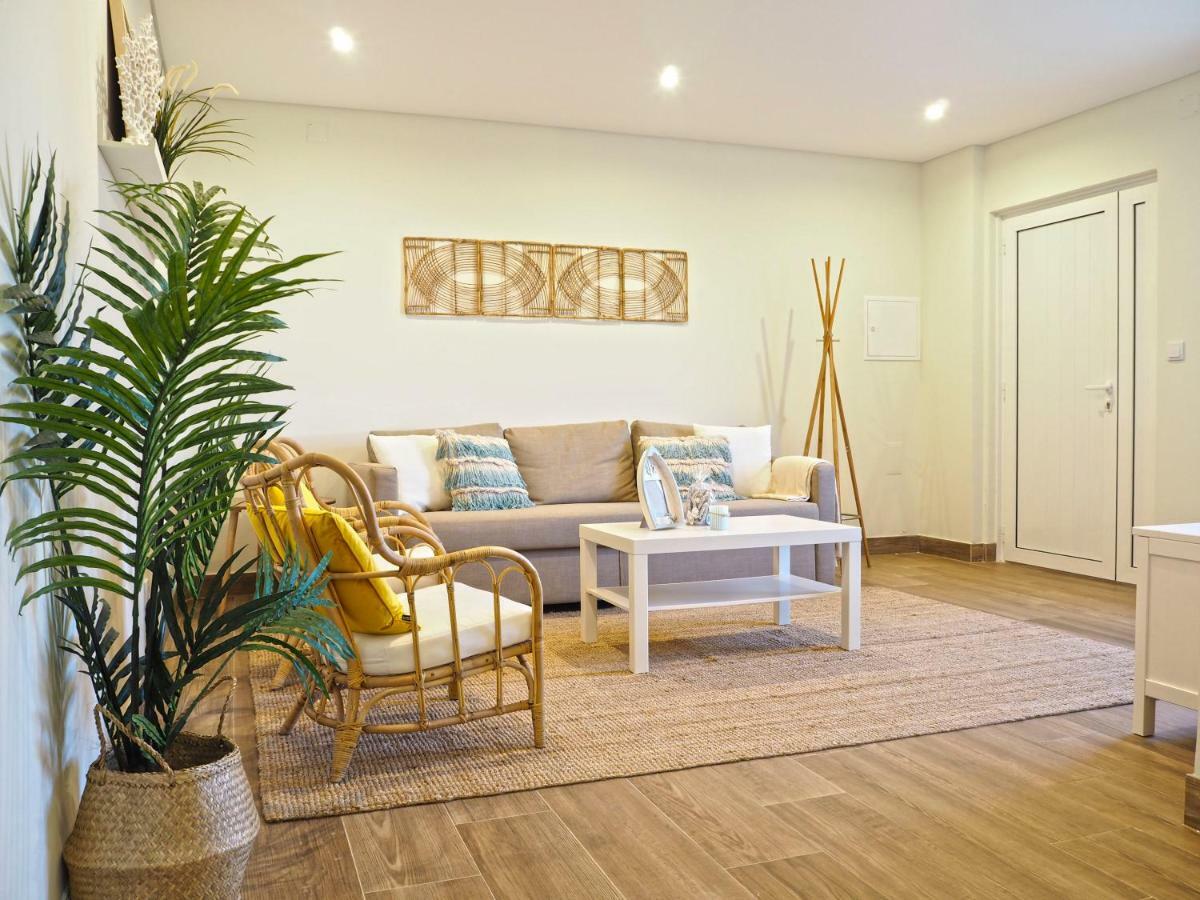 Pe N'Areia - Beach Apartment With Terrace Viana do Castelo Exterior photo